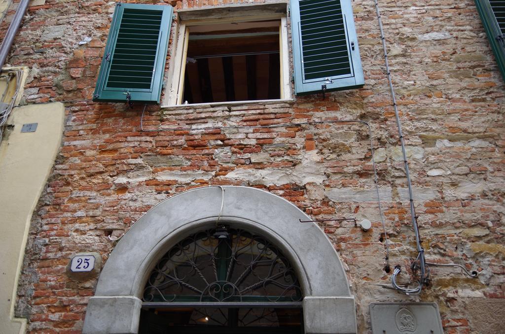 Antica Residenza Del Gallo Lucca Kültér fotó